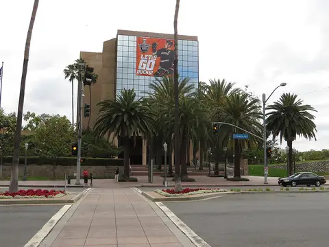 Anaheim Museum, Anaheim