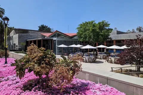 Benton Museum of Art, Claremont