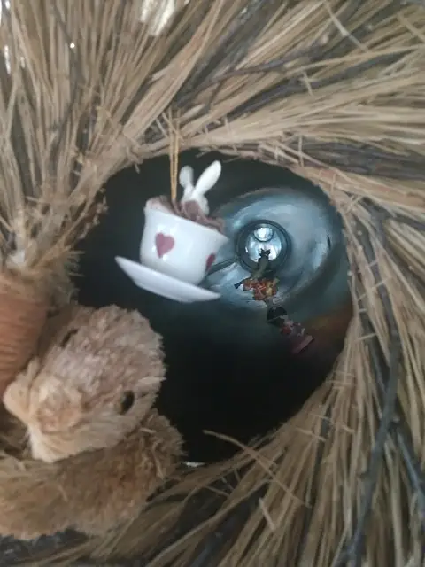 Bunny Museum, Pasadena