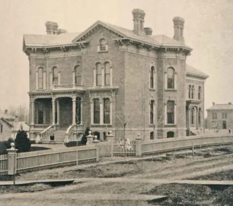 E.O. Grosvenor House, Jonesville