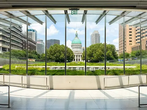 Gateway Arch Visitor Center, Saint Louis