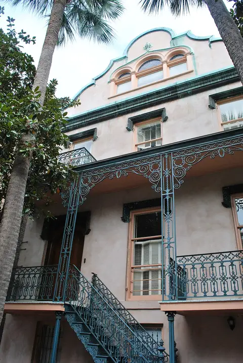 Hurn Museum, Savannah