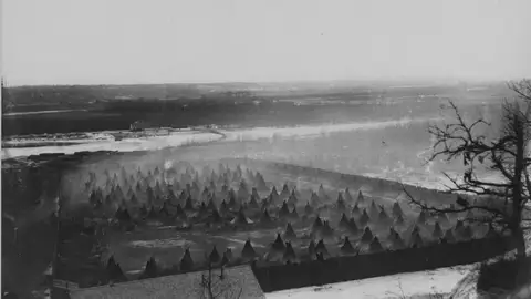 internment camps at Fort Snelling in Minnesota, Minnesota