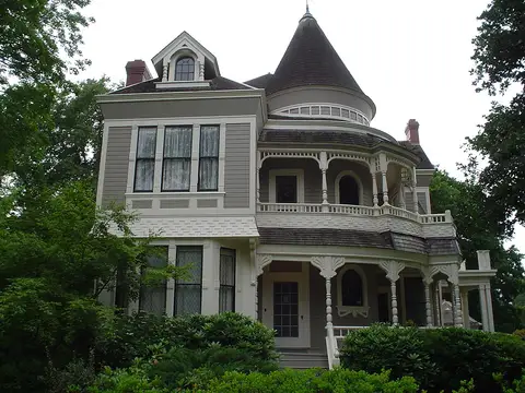 Jesse H. Settlemier House, Woodburn