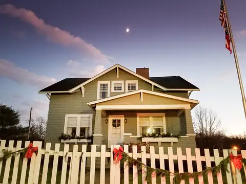 John and Annie Glenn Museum, Ohio