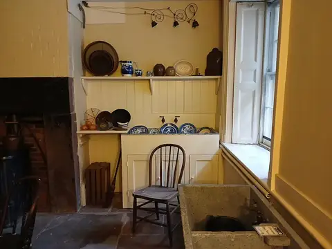 Inside Merchant's House Museum