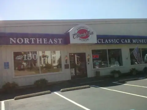 Northeast Classic Car Museum, New York