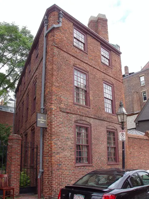 Pierce–Hichborn House, Boston