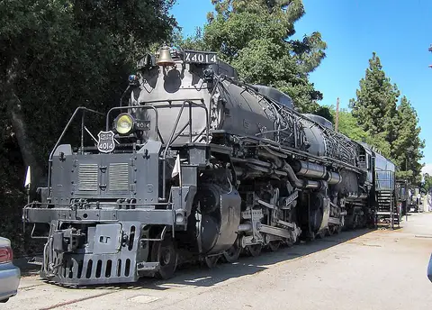 RailGiants Train Museum, California
