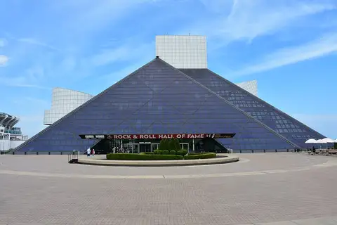 Rock and Roll Hall of Fame, Cleveland