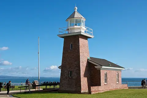 Santa Cruz Lighthouse, Santa Cruz County