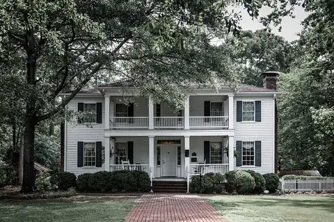 Stately Oaks, Jonesboro