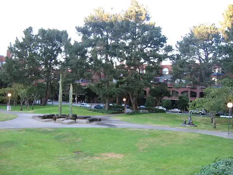 Sydney Walton Square, San Francisco