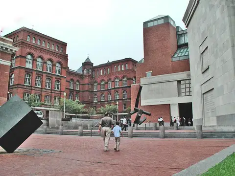United States Holocaust Memorial Museum, Washington